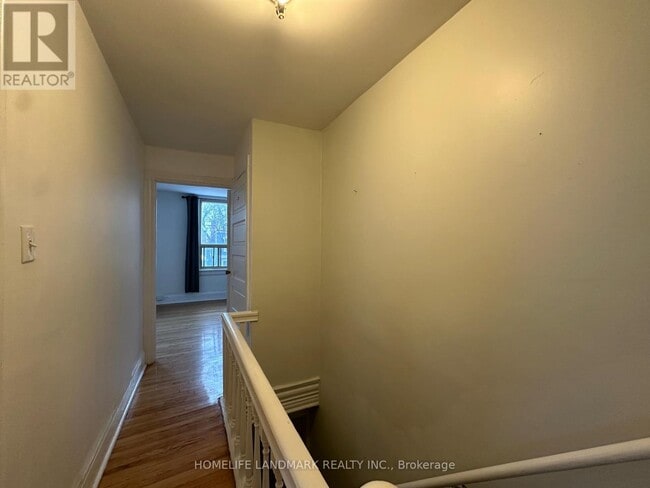 Building Photo - 20 Hallam St