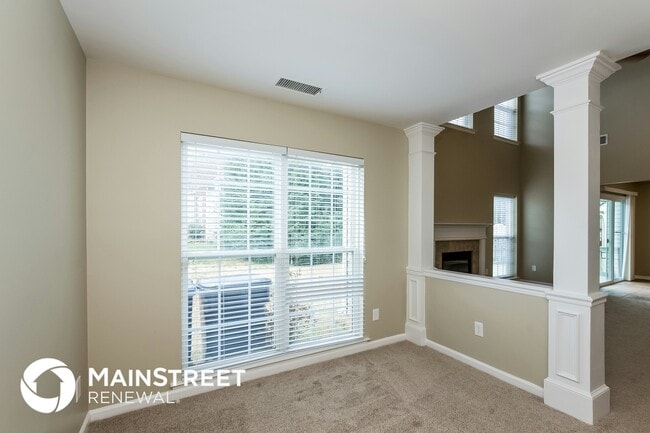 Building Photo - 13303 Binnaway Dr