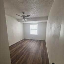 Photo - 3612 S Hughes Ave House