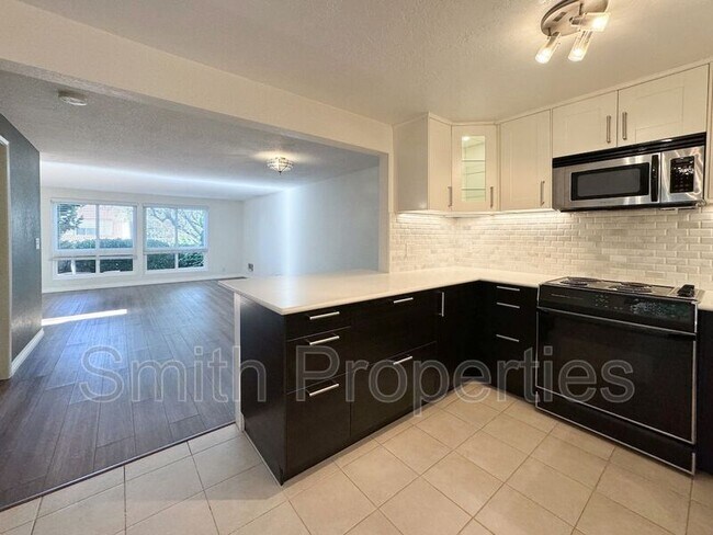 Building Photo - 41 Cresta Verde Drive