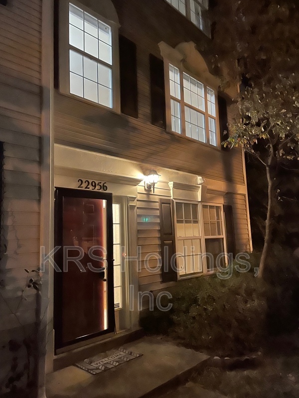 Foto principal - 22956 Regent Terrace
