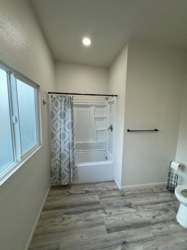 Building Photo - ***New Rental Home***