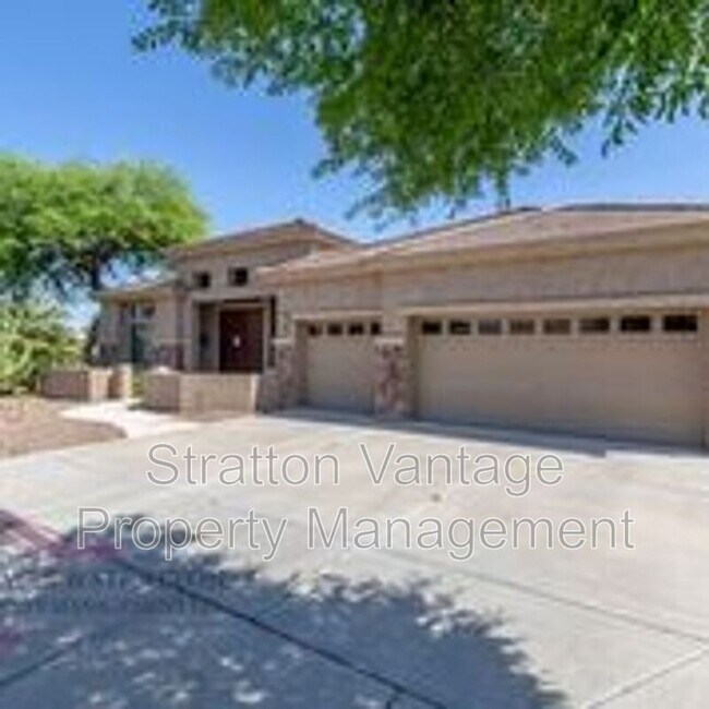 Building Photo - 269 W Kingbird Dr