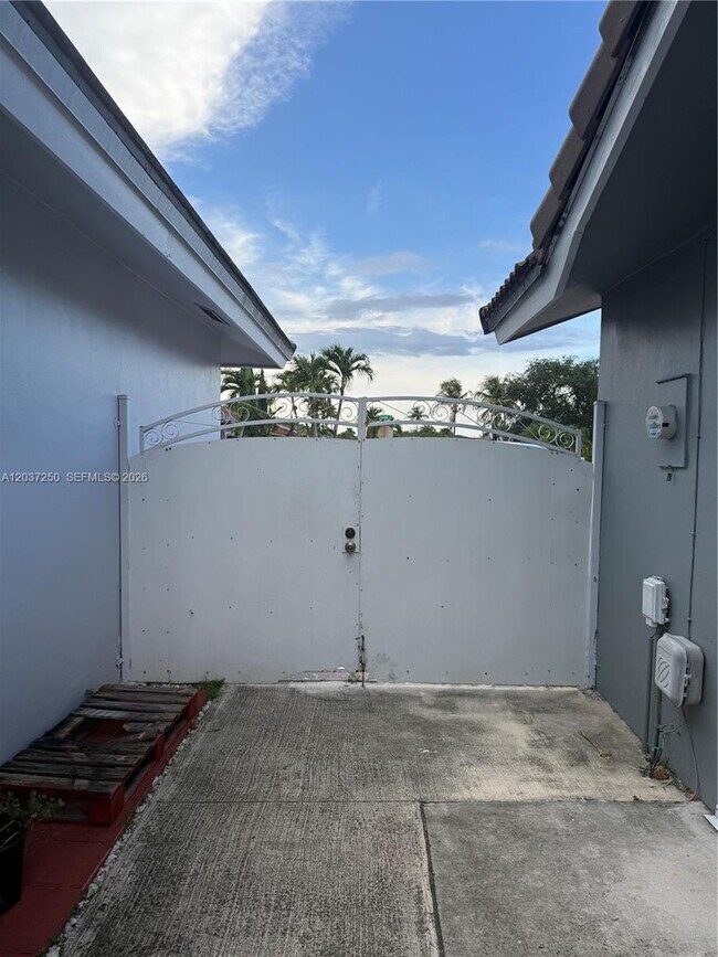 Foto del edificio - 14770 SW 60th St