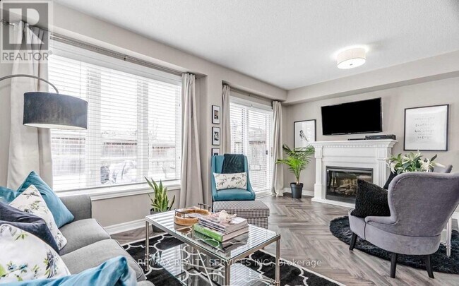 Building Photo - 430 Mapleview Dr E