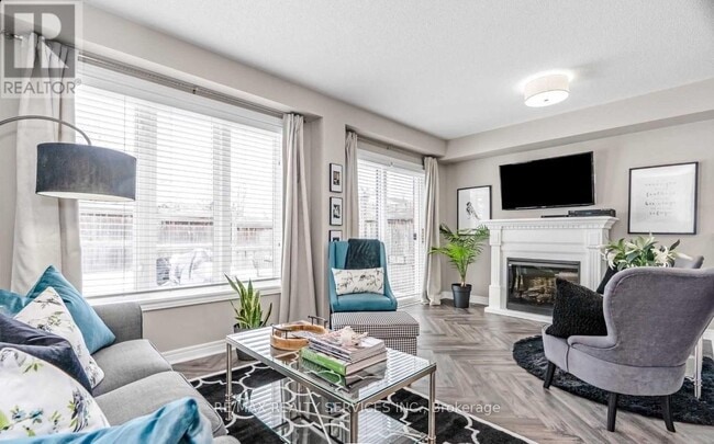 Photo du bâtiment - 430 Mapleview Dr E