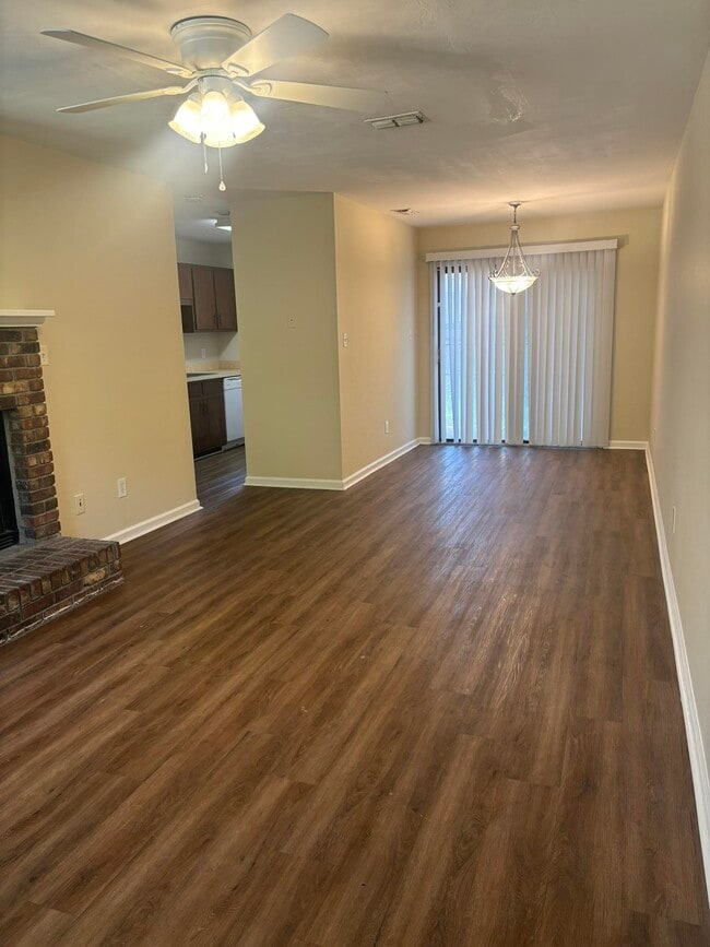 Building Photo - 2528 Prest Ct