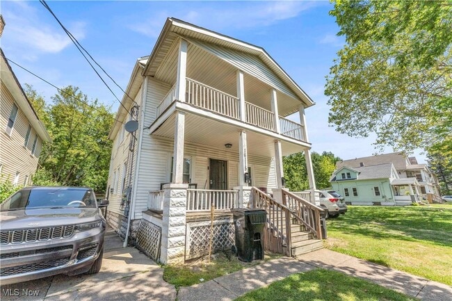 Building Photo - 16115 Arcade Ave