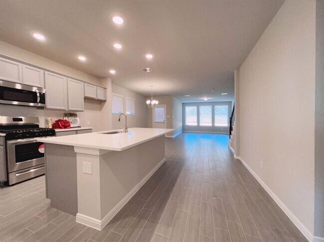 Foto del edificio - 30318 Centipede Grove Ln