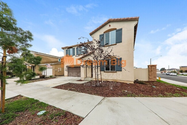 Photo - 24712 Hudson St House