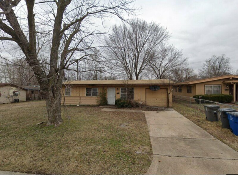 Foto principal - 644 E 56th St N