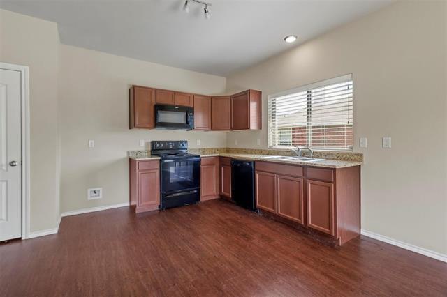 Building Photo - 131 Mitchell Cir