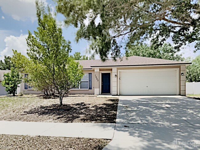 Building Photo - 1003 Cherry Laurel St