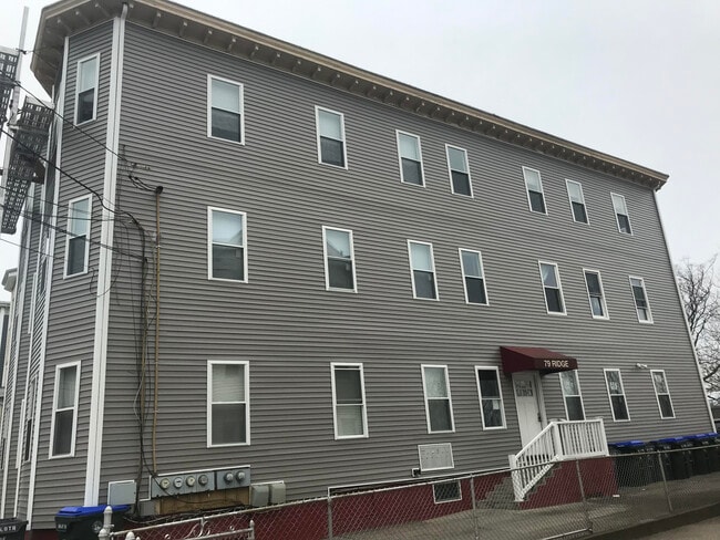 Building Photo - 79 Ridge St
