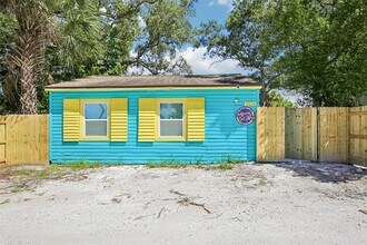 Building Photo - 5134 9th Ave S