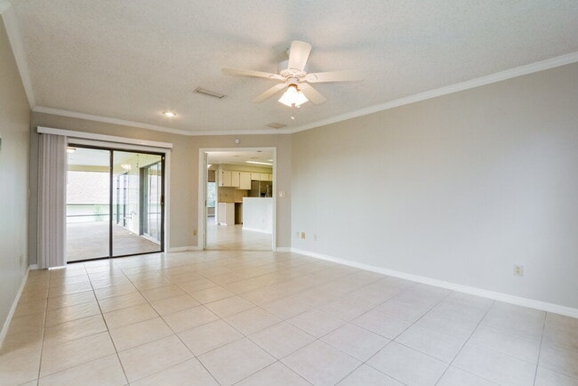 Building Photo - 1566 Golfside Village Blvd