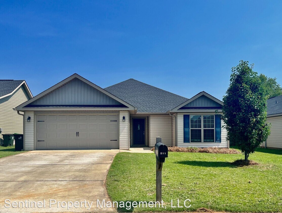 Foto principal - 3 br, 2 bath House - 511 Grand Ave