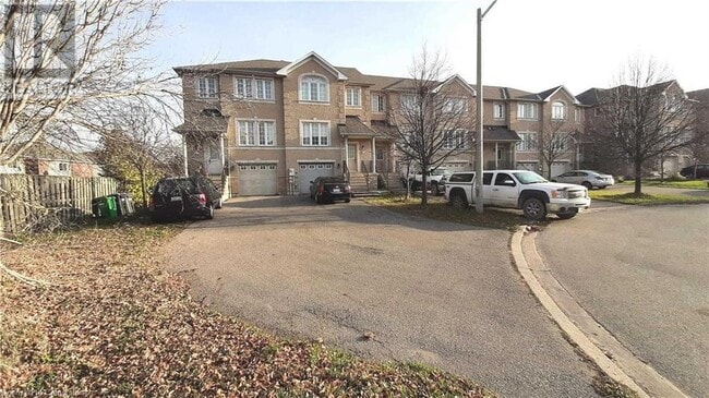 Building Photo - 52 Andrika Ct