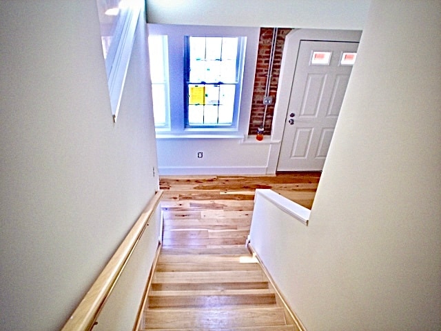 Building Photo - 2168 Thurman Ave