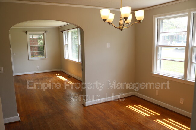 Building Photo - 1516 Summerland Dr