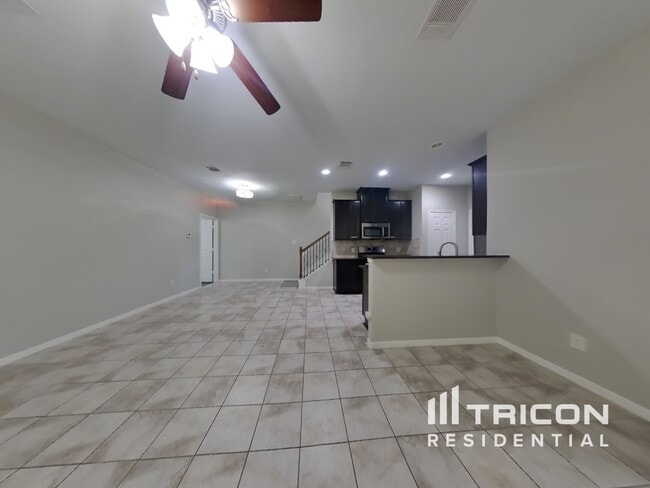 Building Photo - 8038 Villa Lago Ln