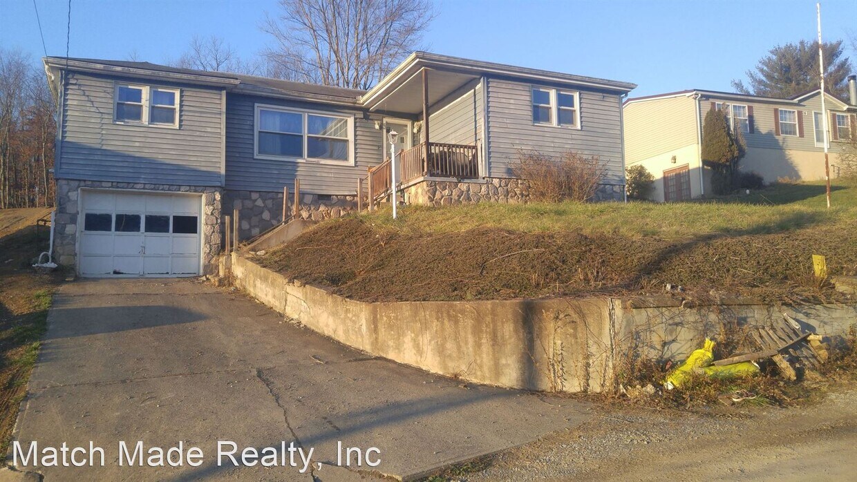 79 Autumn Dr, Clarksburg, WV 26301 House Rental in Clarksburg, WV