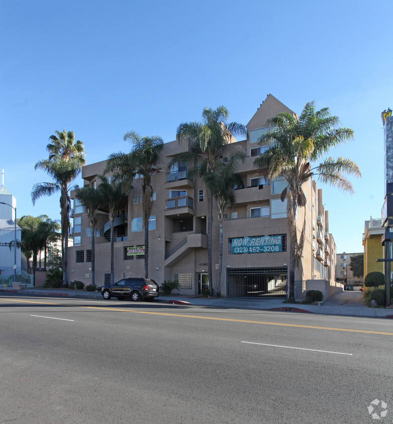 Exterior Photo - Le Grande Apartments