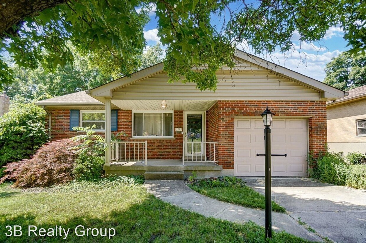 Primary Photo - 3 br, 1.5 bath House - 3171 Dickinson Ave.