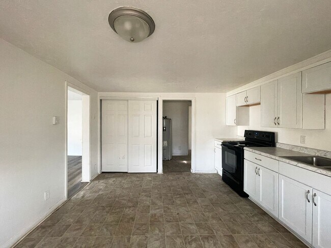 Foto del edificio - 2509 E 16th St