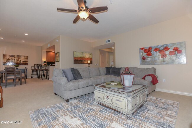 Foto del edificio - 21320 N 56th St