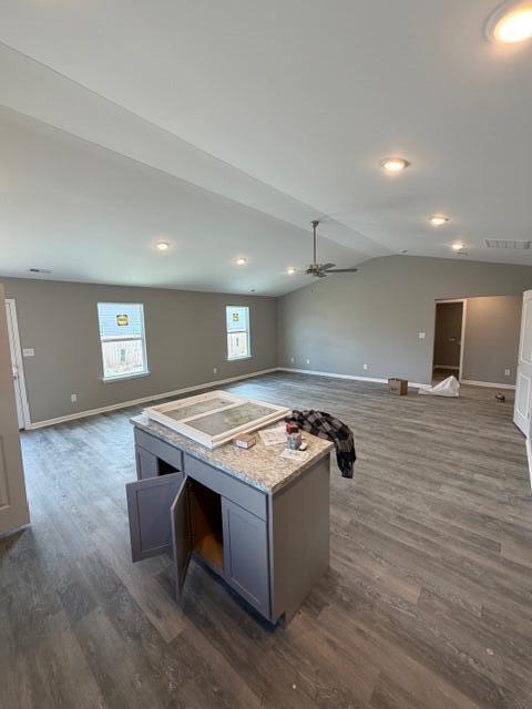 Foto del edificio - 332 Pageant Dr