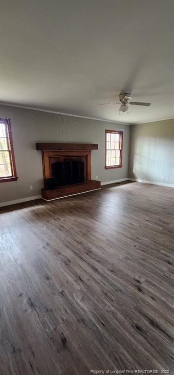 Foto del edificio - 2303 Hawkins Ave