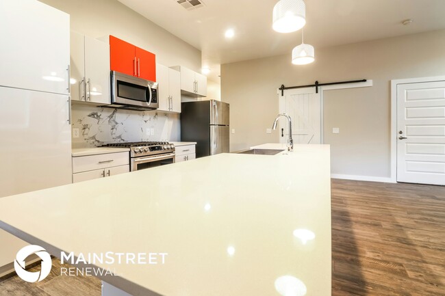 Building Photo - 11316 Paradise In Dr