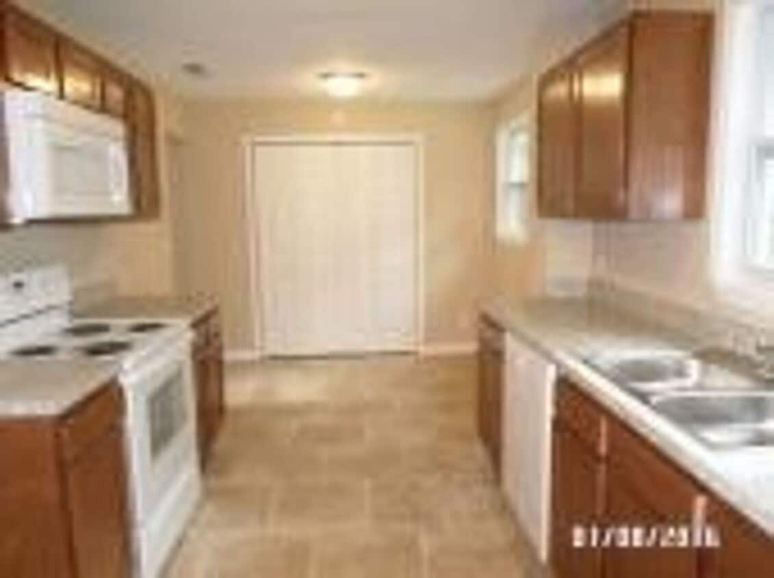 Primary Photo - 3 br, 2 bath House - 6818 Medellin Ct