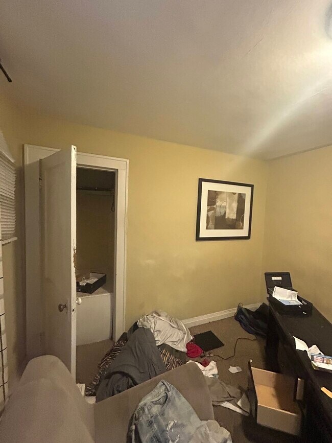 Foto del edificio - 4025 Beachwood Ave