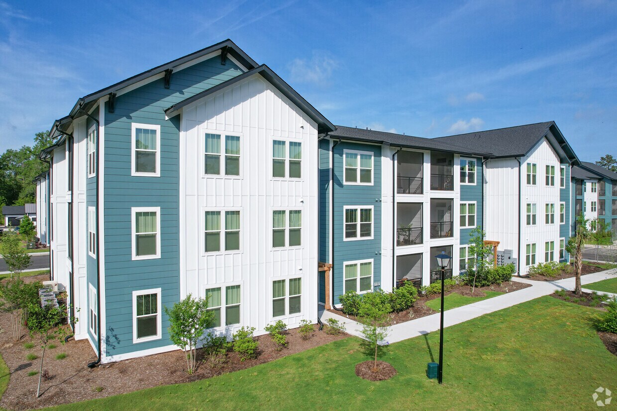 Broadstone Ingleside 8400 Palmetto Commerce Pky Ladson, SC