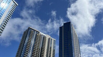 Building Photo - 1388 Kapiolani Blvd