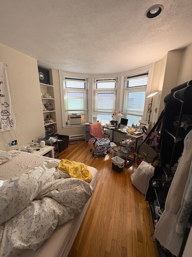 Unit 14 - 35 Westland Ave