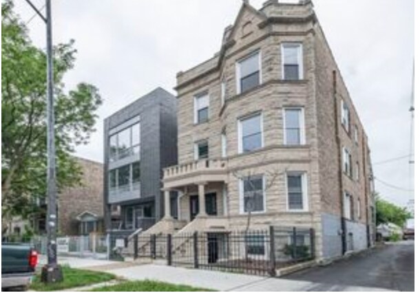 Primary Photo - 1940 N Kedzie Ave