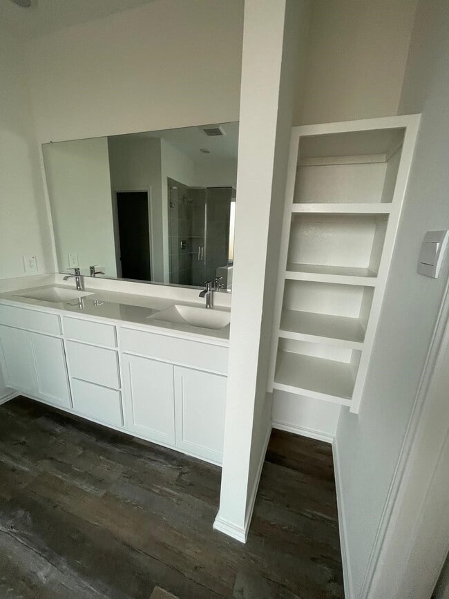 Foto del edificio - 27314 Azure Fls Dr