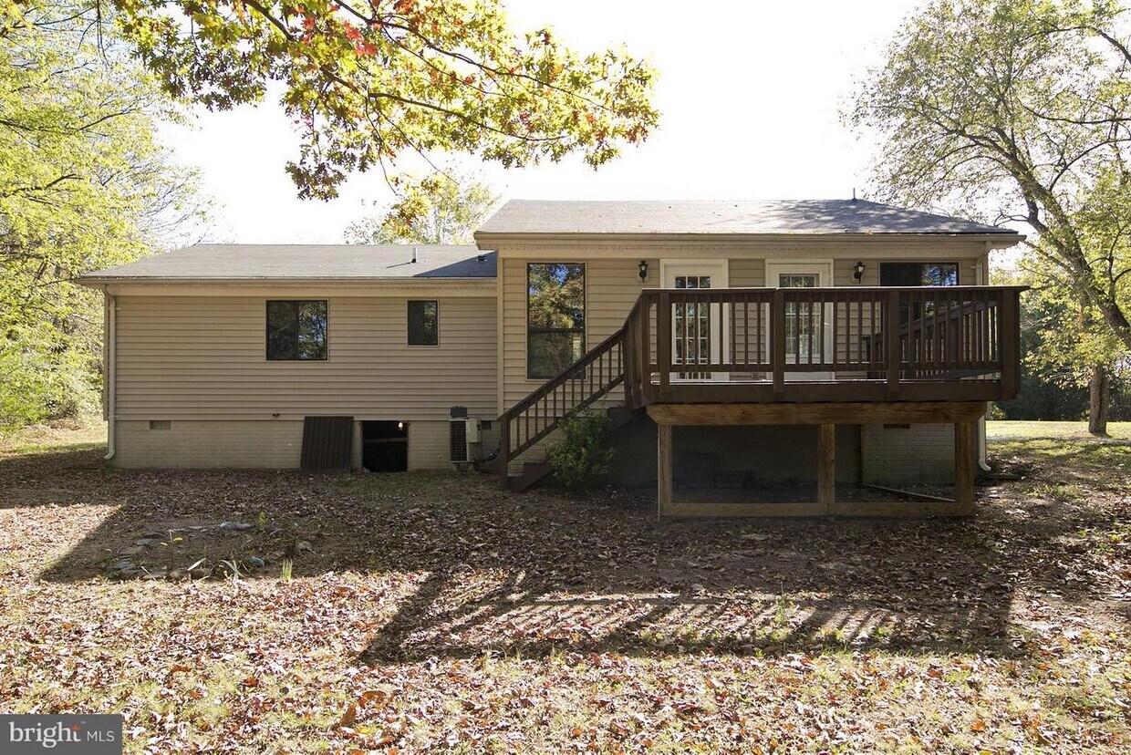 101 Quail Ct, Cross Junction, VA 22625 House Rental in Cross Junction, VA