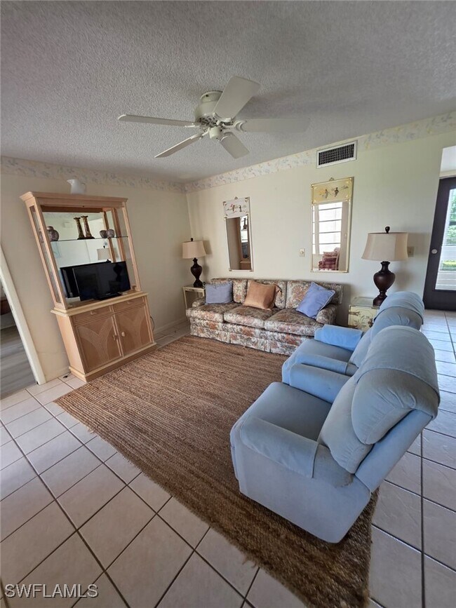 Building Photo - 3655 Boca Ciega Dr