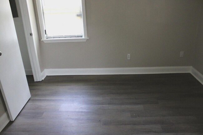 Foto del edificio - 3758 Wolf Trail Dr