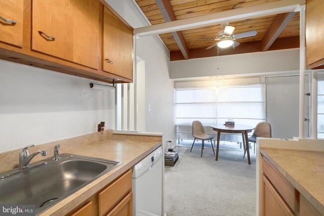 Building Photo - 7753 Donnybrook Ct