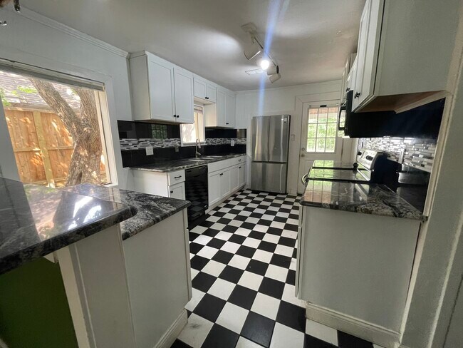 Foto del edificio - 3610 Gramercy St