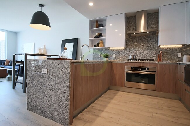 Foto del edificio - 218 W Hill St