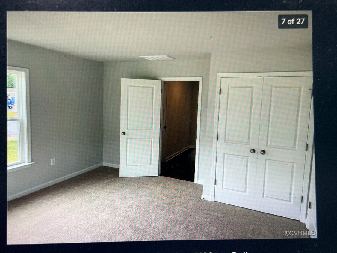 Foto del edificio - 8837 Foxway Rdg Ln