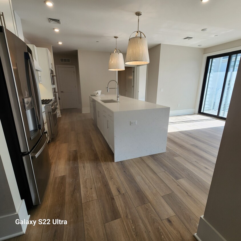 Foto principal - 215 2nd Ave