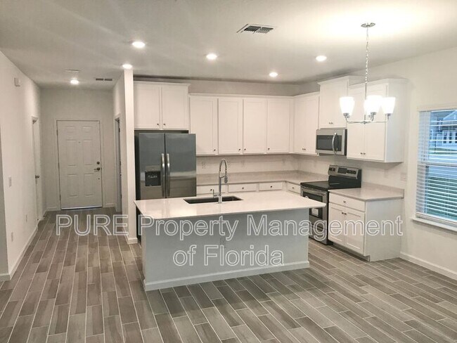 Building Photo - 9025 SW 58th Cir