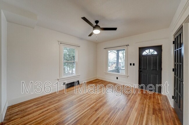Building Photo - 818 S 31st St